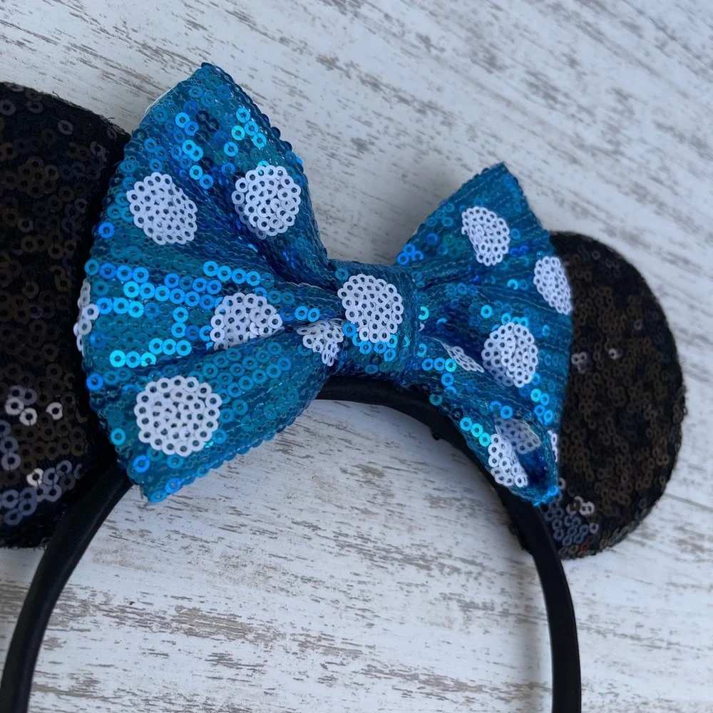 Minnie Mouse Ears - Picture 3 of 3